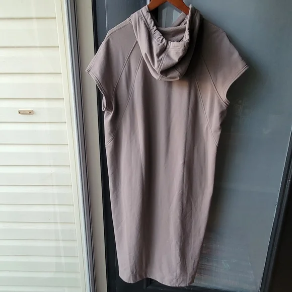 Athleta Women’s Hooded Cabana Tunic Pullover Large Sweater Dress Coverup Tan - Picture 3 of 14